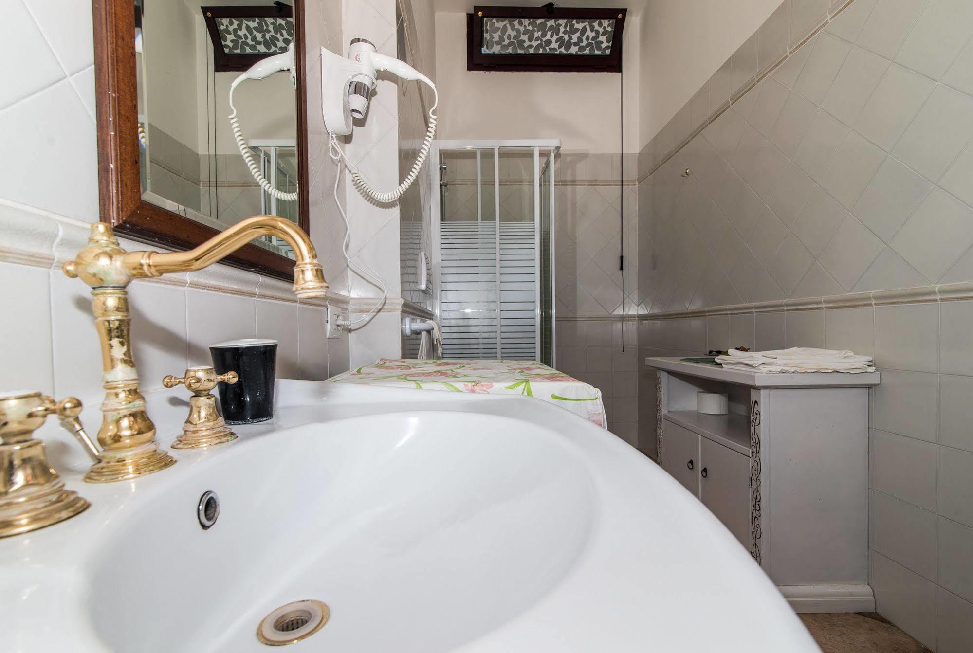 لاديسْبولِ B&B Millennium المظهر الخارجي الصورة
