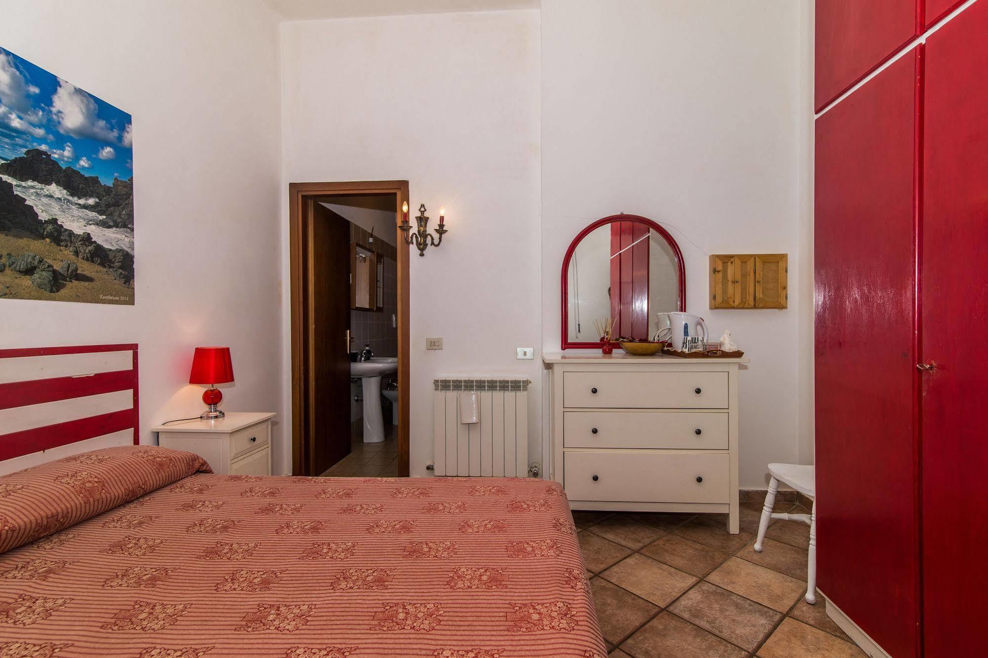 لاديسْبولِ B&B Millennium المظهر الخارجي الصورة